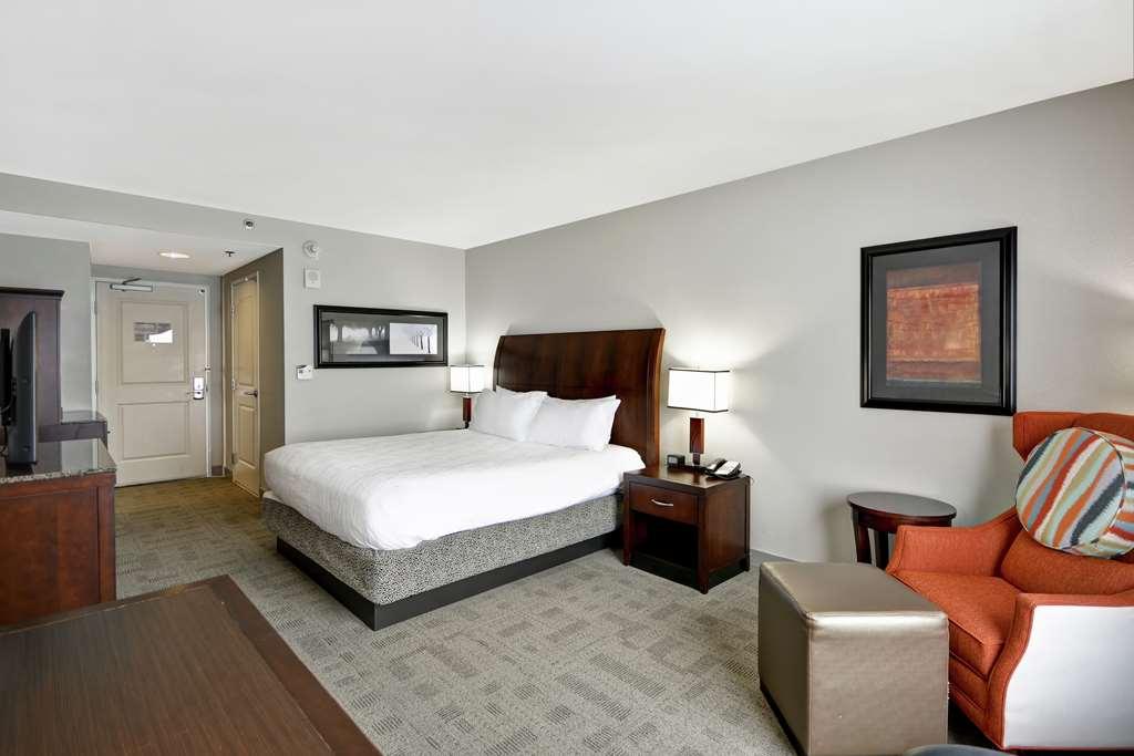 Hilton Garden Inn Toledo / Perrysburg Room photo